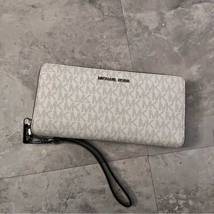 Michael Kors Large Logo Continental Wristlet Wallet